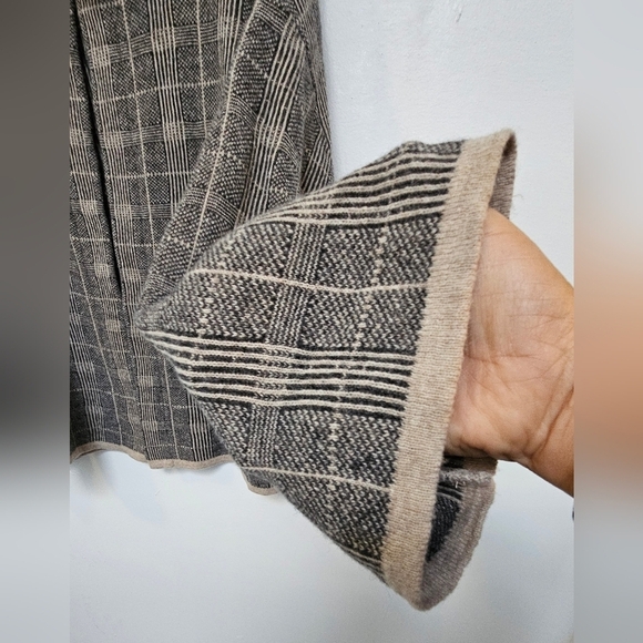 Vintage Chiaramente Large Wool Blend Checkered Wide Leather Buckle Cardigan - Picture 4 of 9